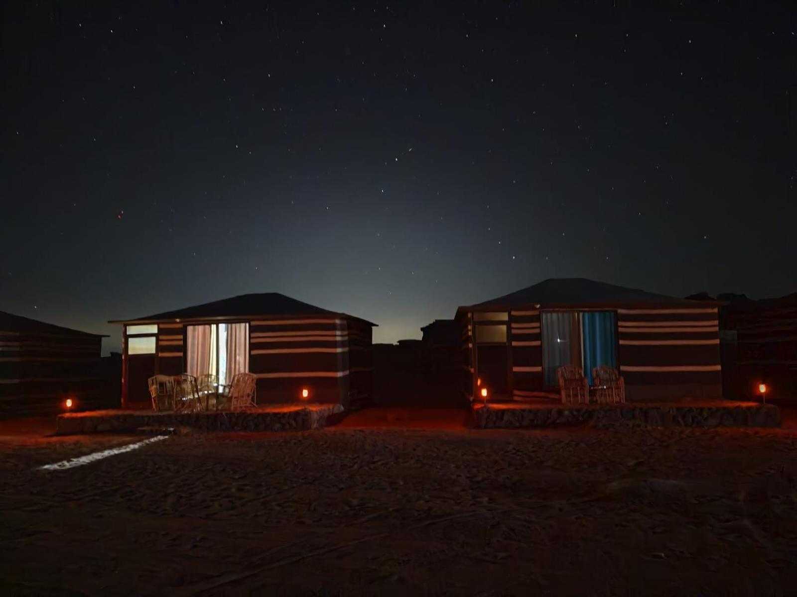 Wadi Delight Camp Luxury tent Wadi Rum